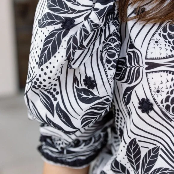 FARM Rio monochrome elegance scarf print blouse S - Picture 12 of 16